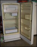 18FrigOpenDoor.jpg