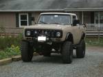 scout_in_driveway_071020071.jpg