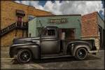 1952_INTERNATIONAL_L110_HOT_ROD.jpg